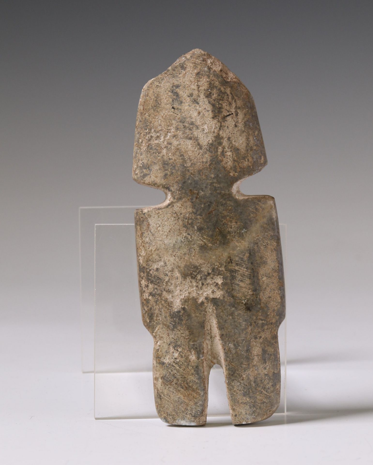 Southwest Mexico, Mezcala Guerrero, standing figure, stone on a stand, ca. 200 AD. - Bild 4 aus 4