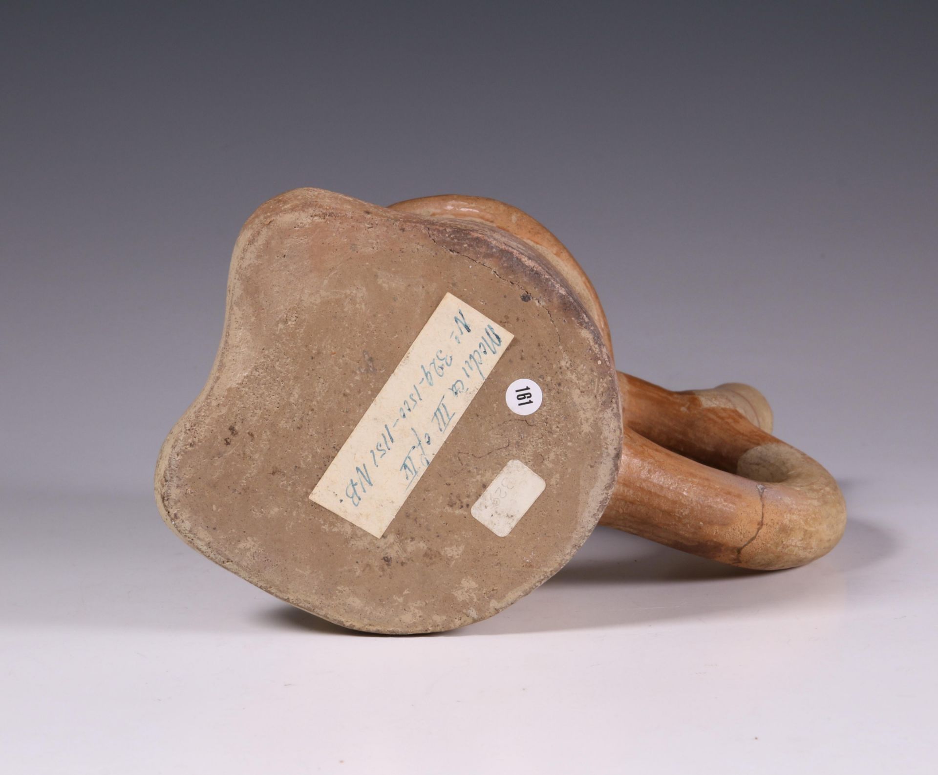 Peru, Moche, terracotta stirrup-spout vessel in the shape of a phallus figure, 500-800 AD - Bild 5 aus 14