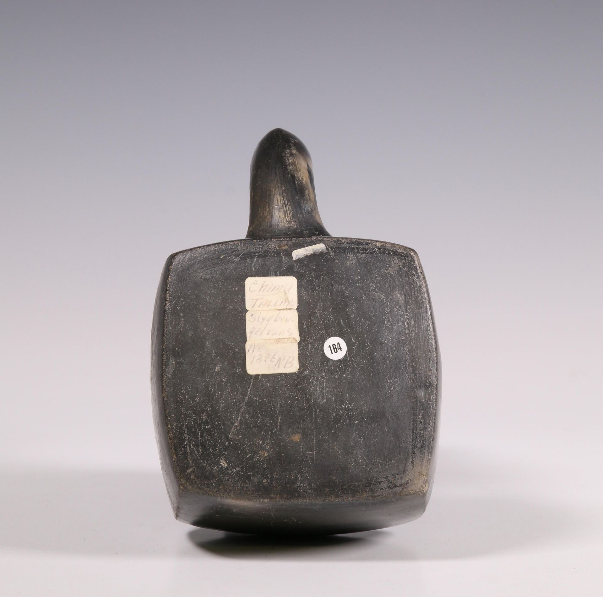 Peru, Chimu, black earthenware stirrup-spout vessel, 800-1200 AD - Bild 2 aus 6