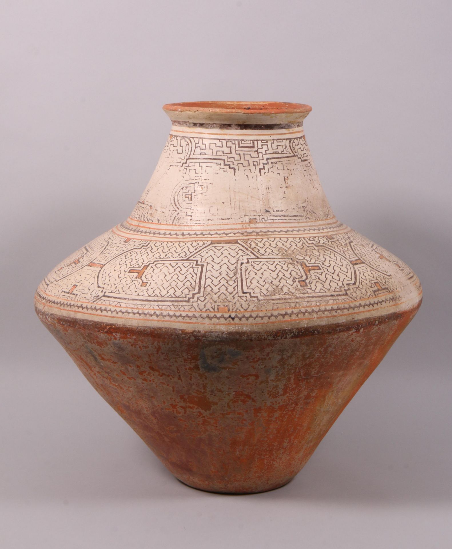Peruvian Amazone, Shipibo Indians, large pottery vessel-storage bowl, 20th century - Bild 2 aus 8