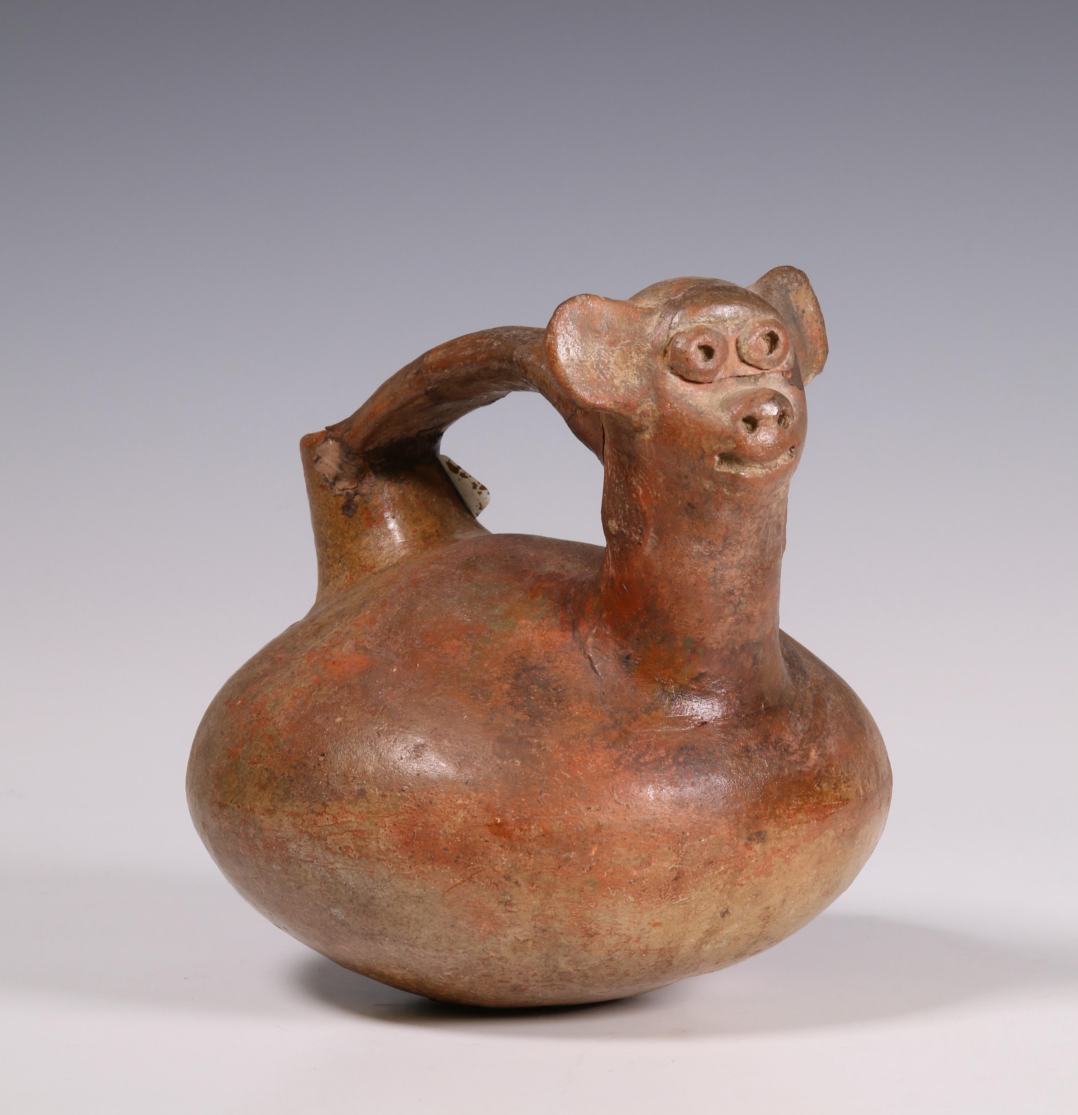 Peru, Vicus, red terracotta vessel. 300 BC - 300 AD - Image 3 of 5