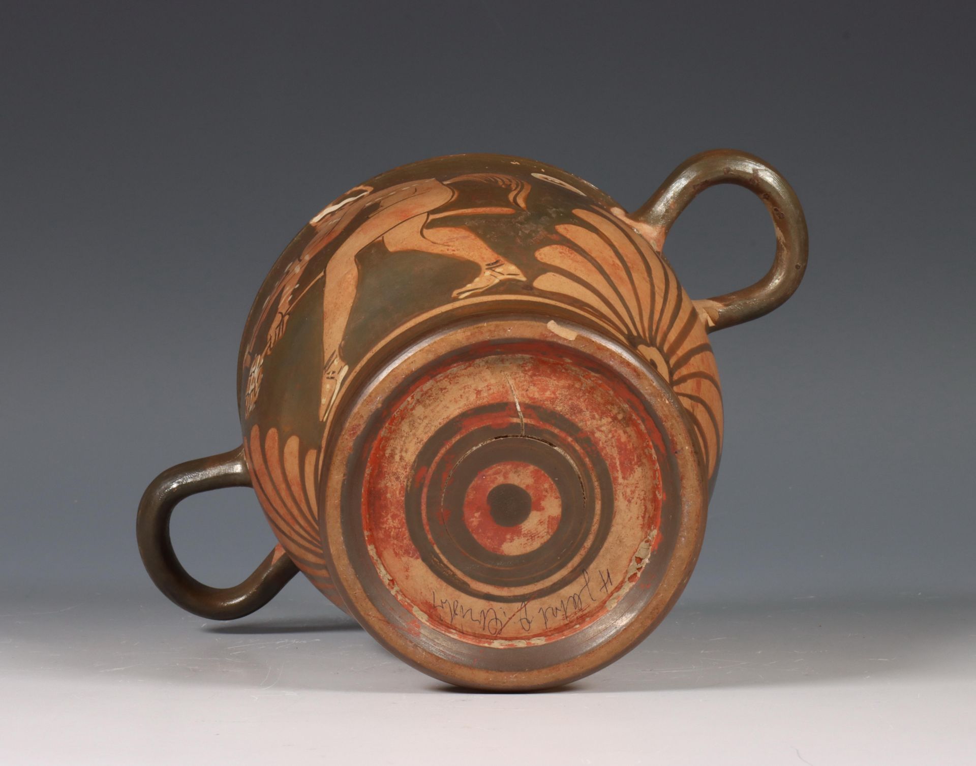 Apulia earthenware skyphos, ca. 300 BC. - Bild 2 aus 6