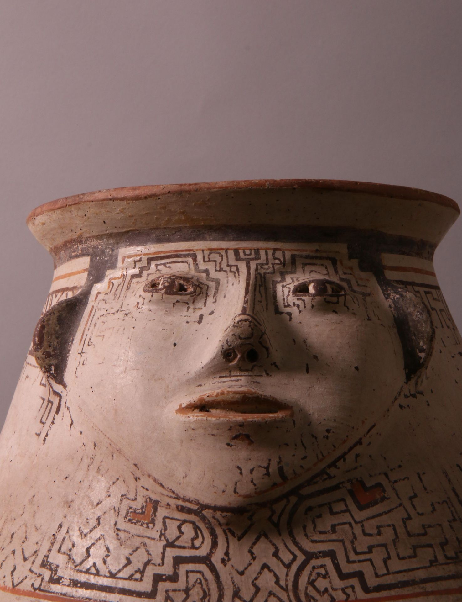 Peruvian Amazone, Shipibo Indians, large pottery vessel-storage bowl, 20th century - Bild 6 aus 8