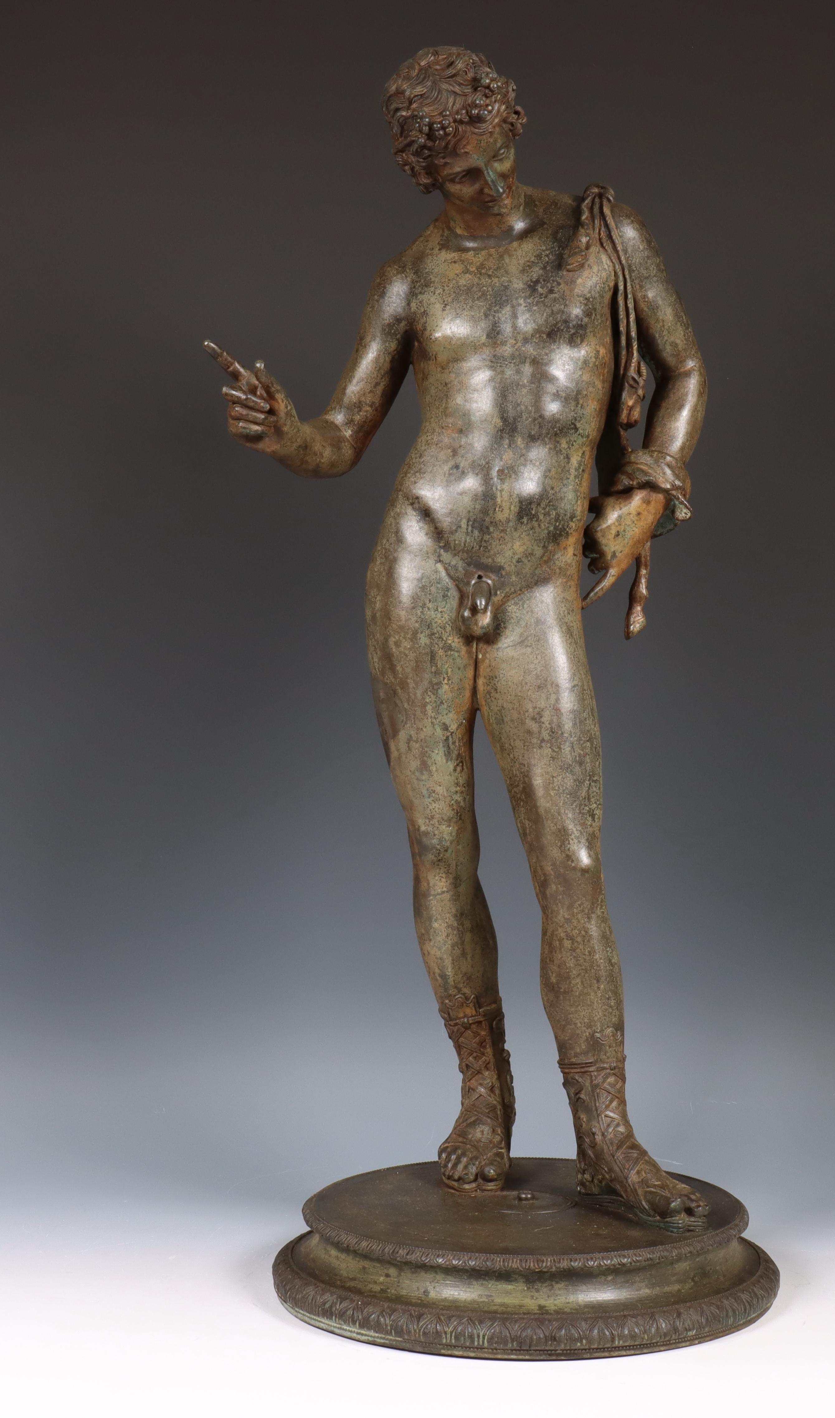 Italië, grand tour, bronzen gepatineerd sculptuur, Narcissus, 19e eeuw. - Image 5 of 10