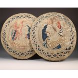 Paar Vlaamse ronde tappiserie fragmenten, 16e eeuw,