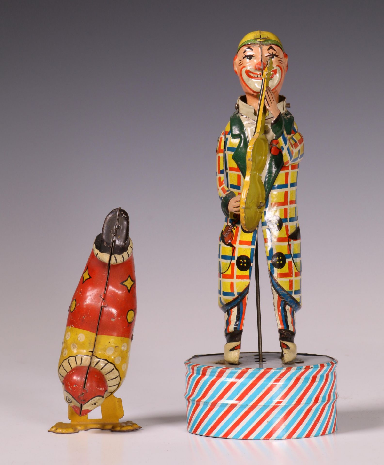 Mogelijk Duitsland, twee stuks speelgoed, clowns. - Image 4 of 8