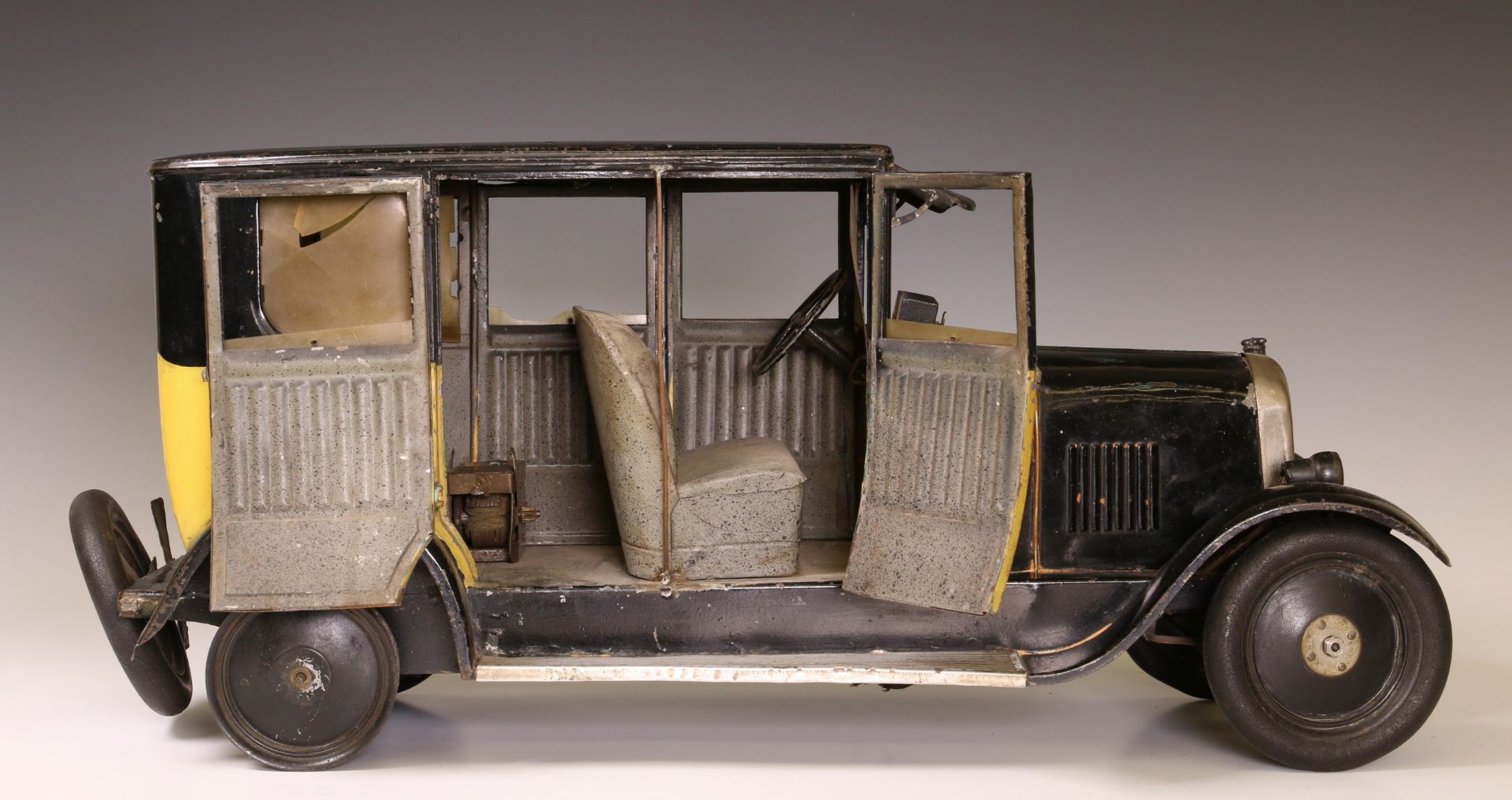 André Citroën, zwart gele sadan taxi, ca. 1920i - Bild 8 aus 11