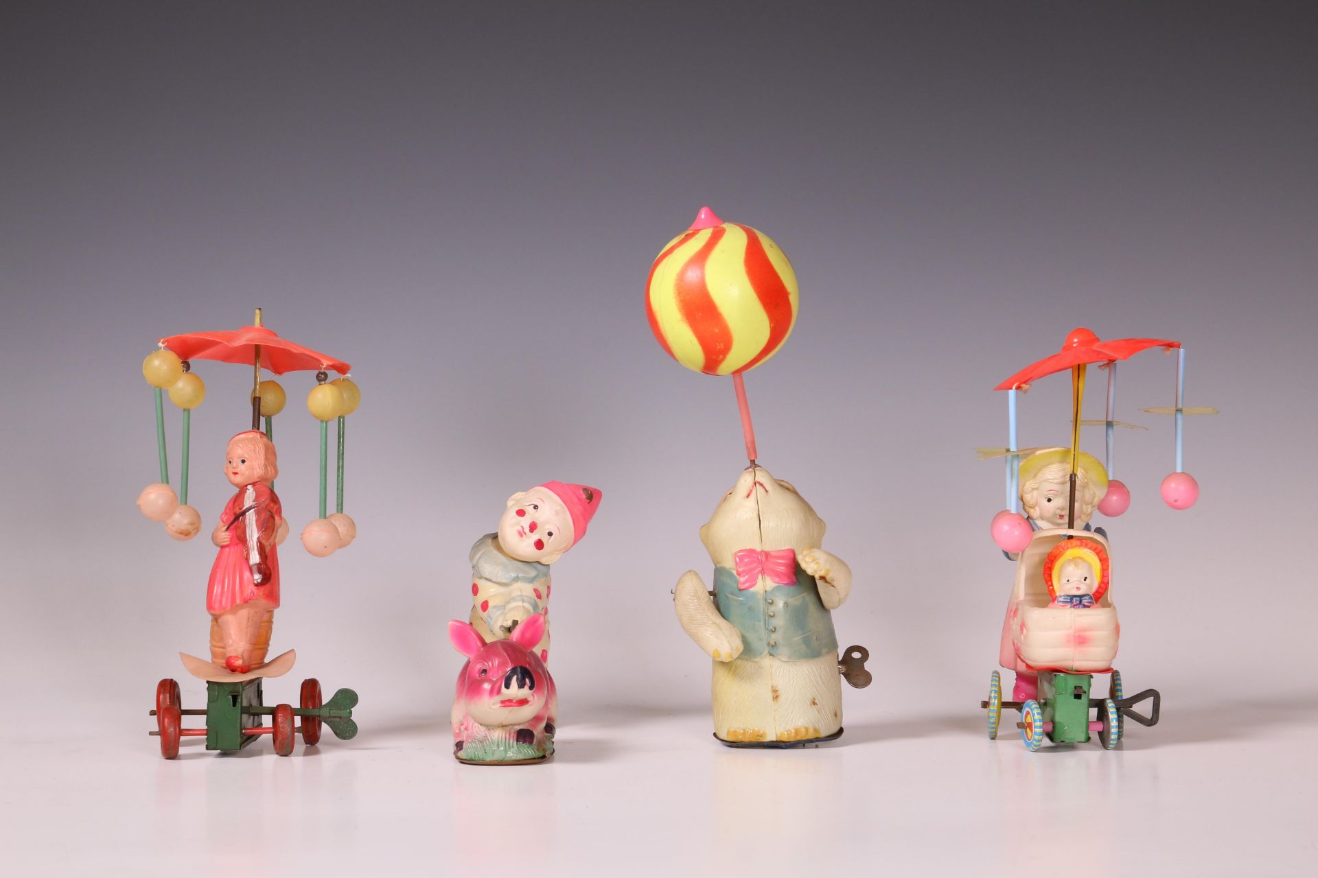 Japan, vier stuks celluloid speelgoed, ca. 1940-1950. - Image 12 of 19