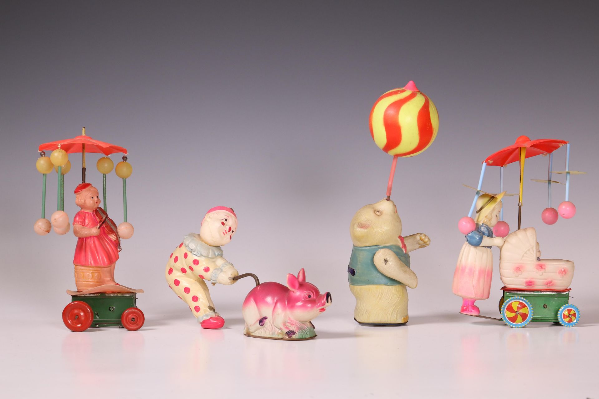 Japan, vier stuks celluloid speelgoed, ca. 1940-1950. - Image 7 of 19