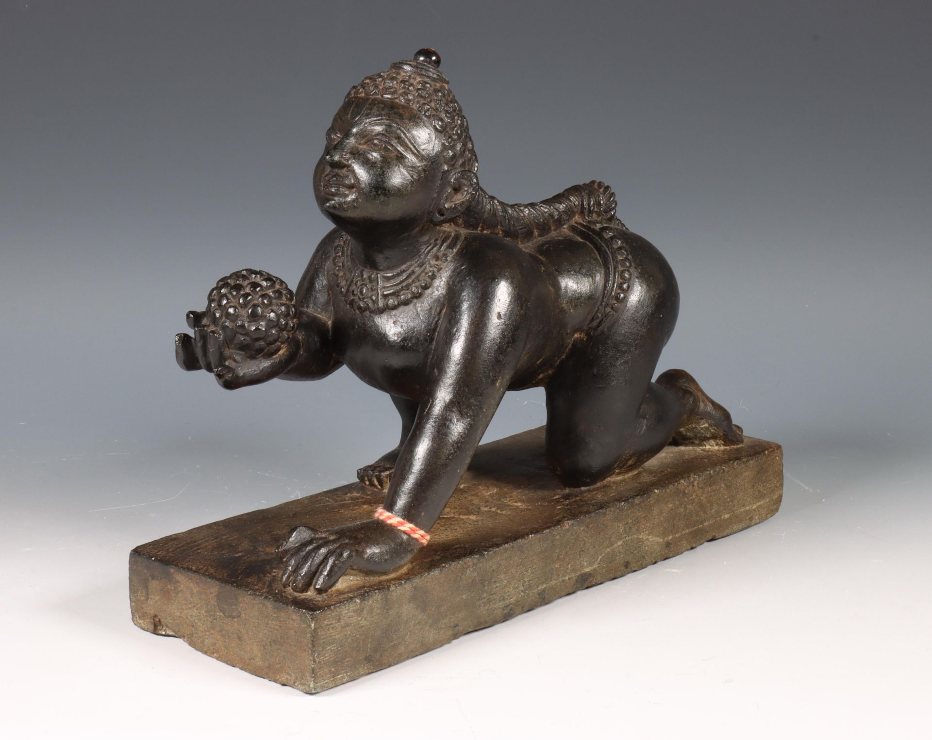 India, bronzen sculptuur van baby Krishna, modern - Bild 2 aus 3