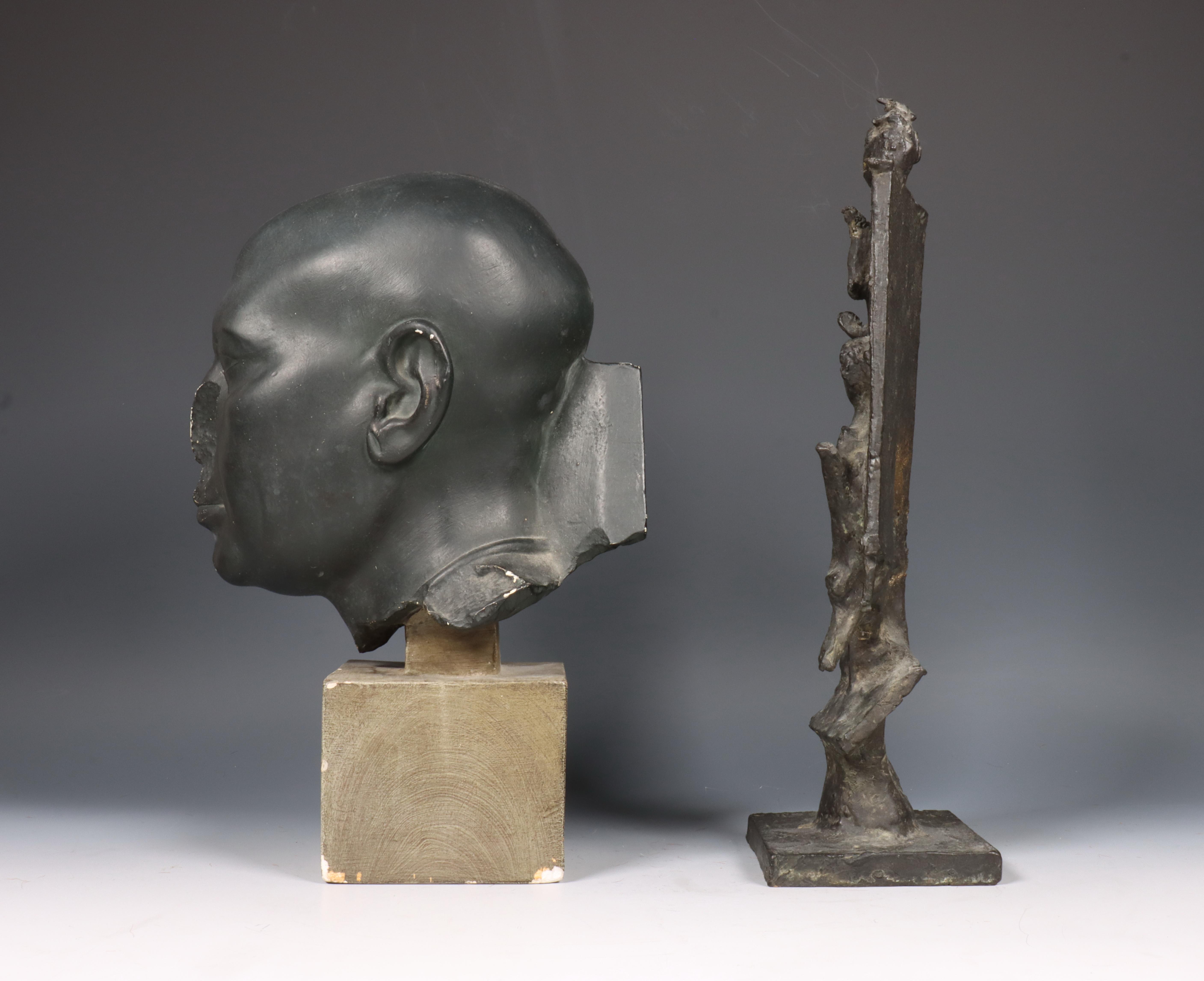 Bronzen sculptuur, ca. 1970 en gipsen museumkopie buste - Image 3 of 6