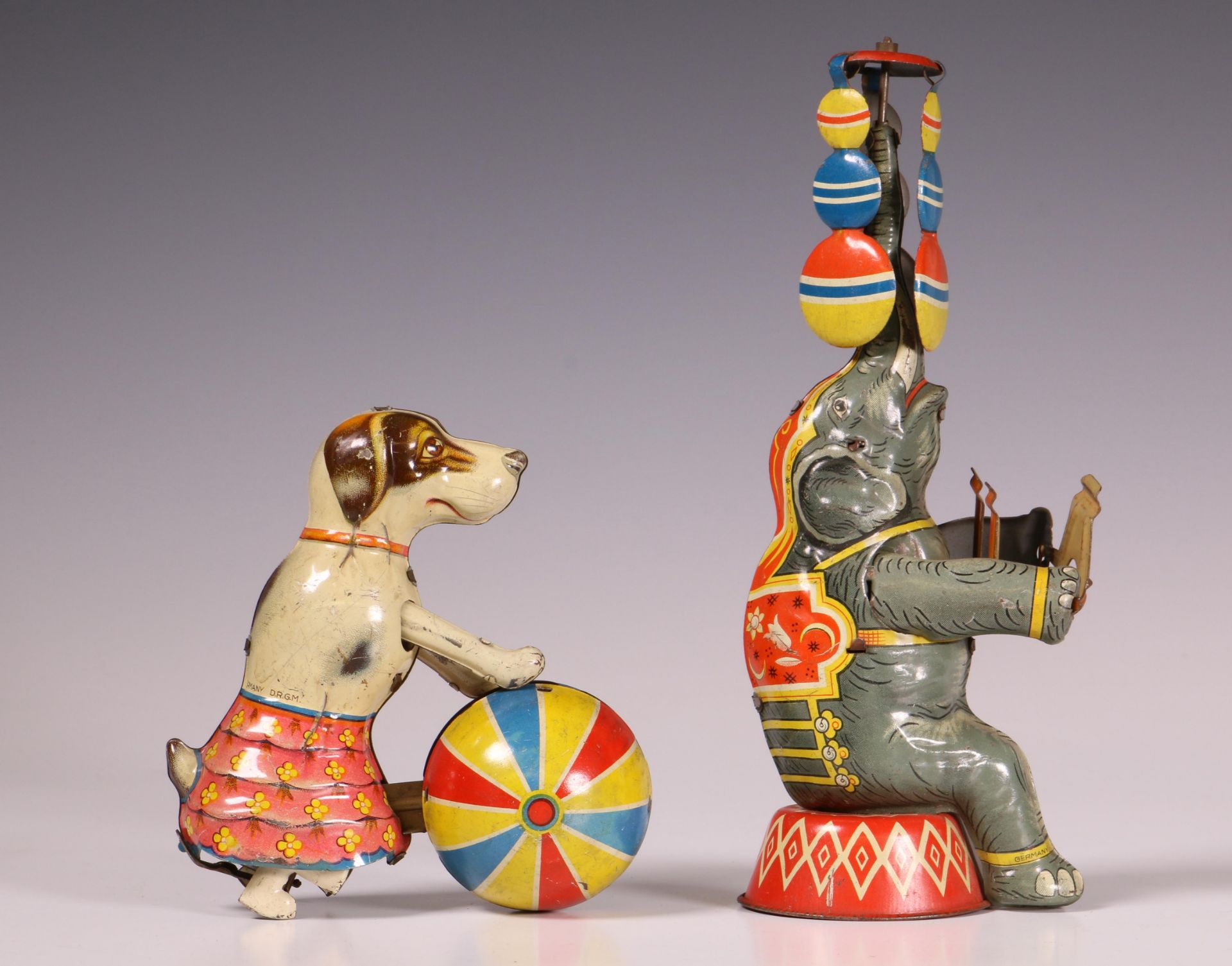 Duitsland, twee US zone stuks speelgoed, hond en olifant. - Bild 7 aus 7