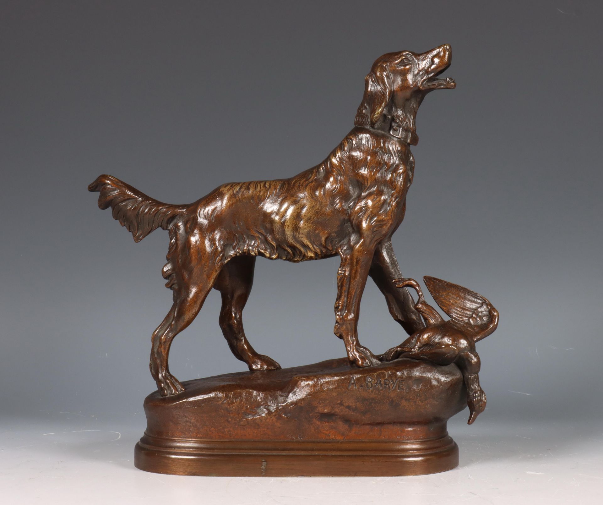 Antoine Louis Barye (1839-1882), bruin gepatineerd bronzen sculptuur, 'Eva, Grand chien debout'. 20e
