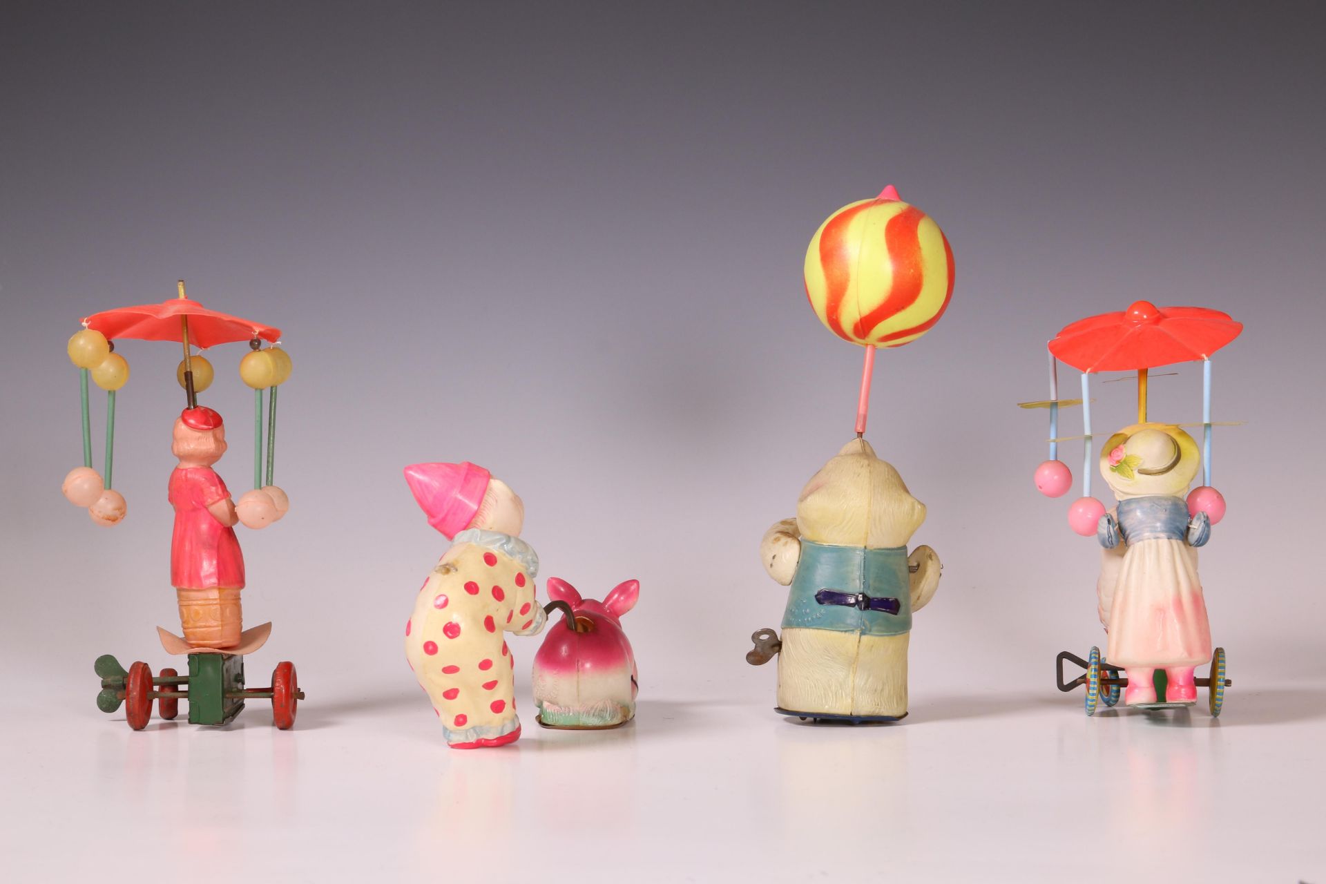 Japan, vier stuks celluloid speelgoed, ca. 1940-1950. - Image 4 of 19