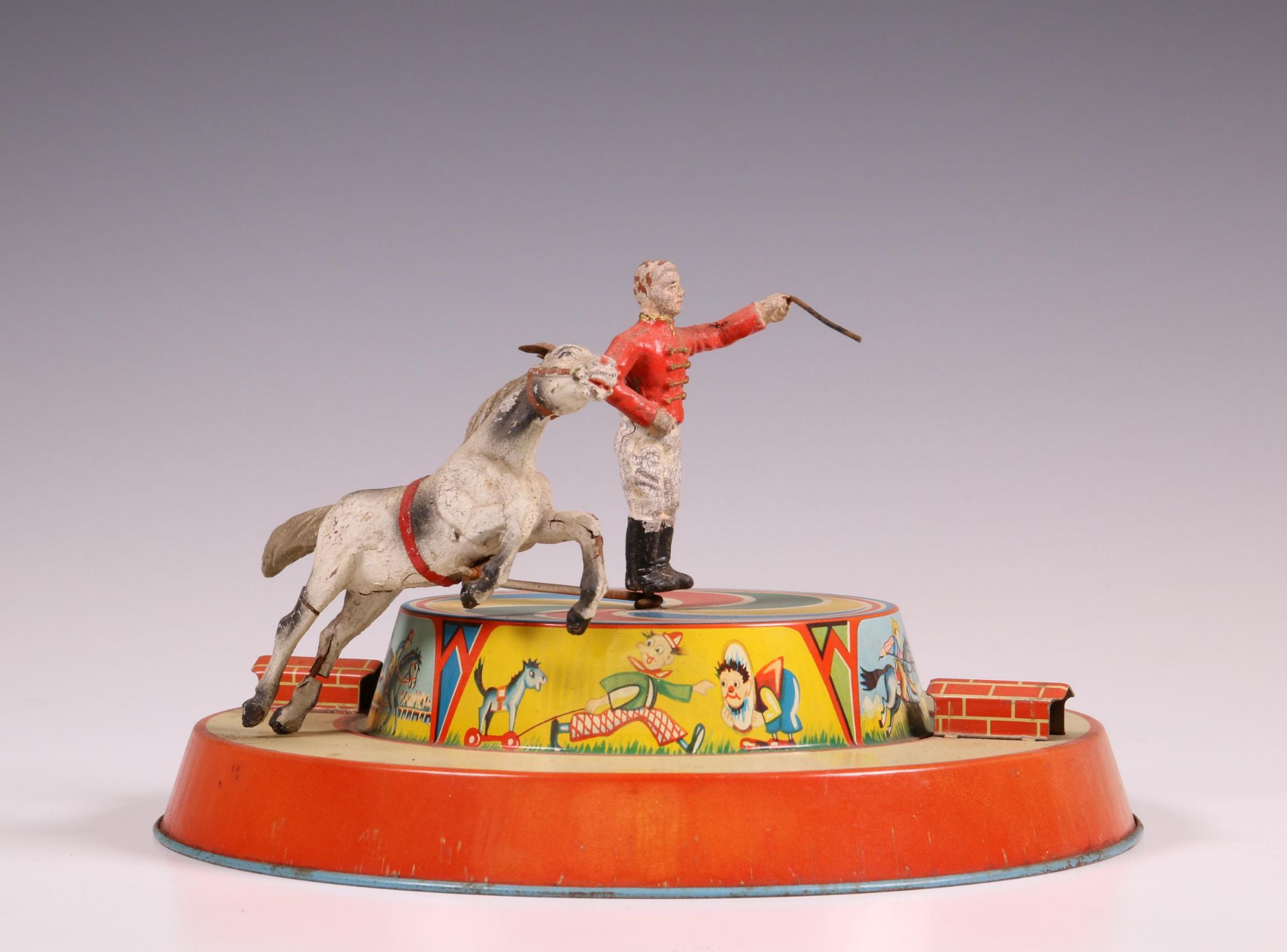 West-Duitsland, Plastinol Erco, springend paard met circusdirecteur. - Image 4 of 8