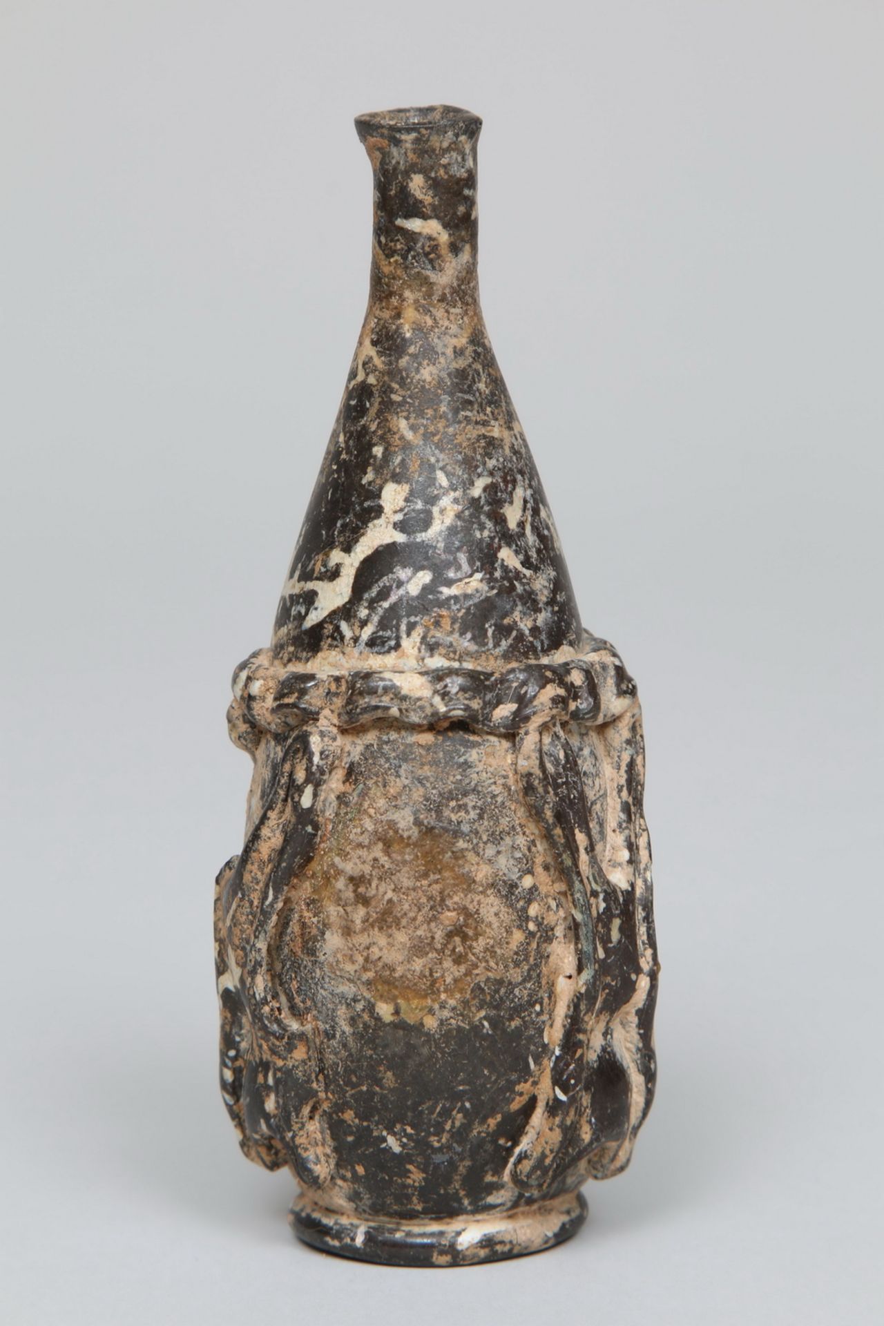 Syrian glass flacon, ca. 5th century BC - Image 2 of 4