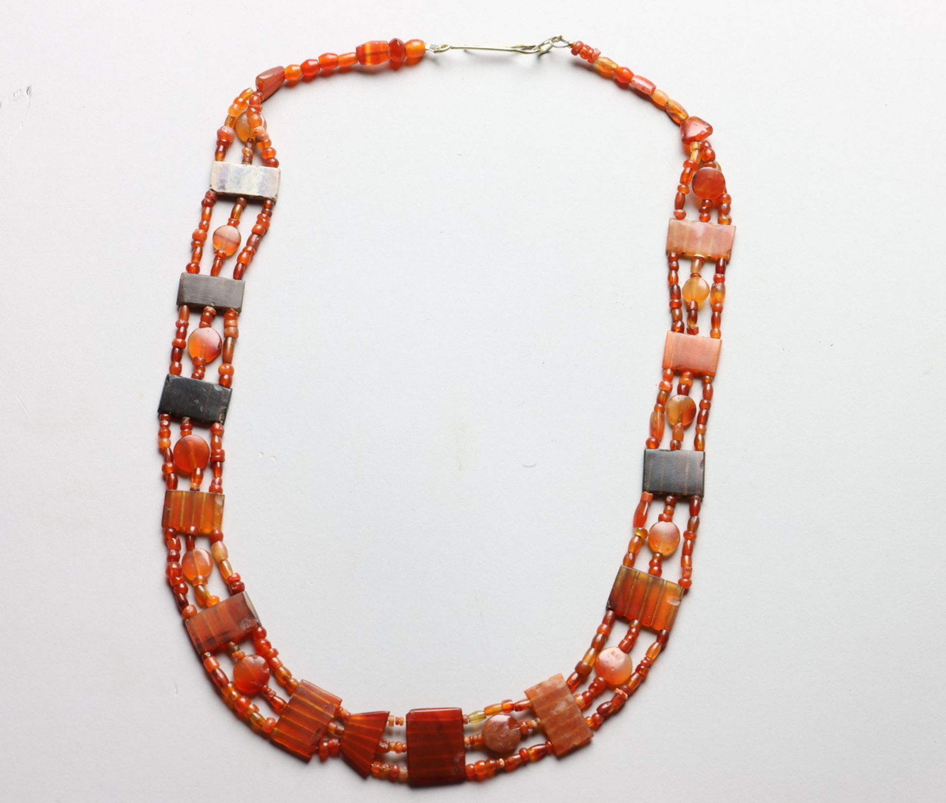 Bactria, a necklace with agate beads, 3rd Mill BC.