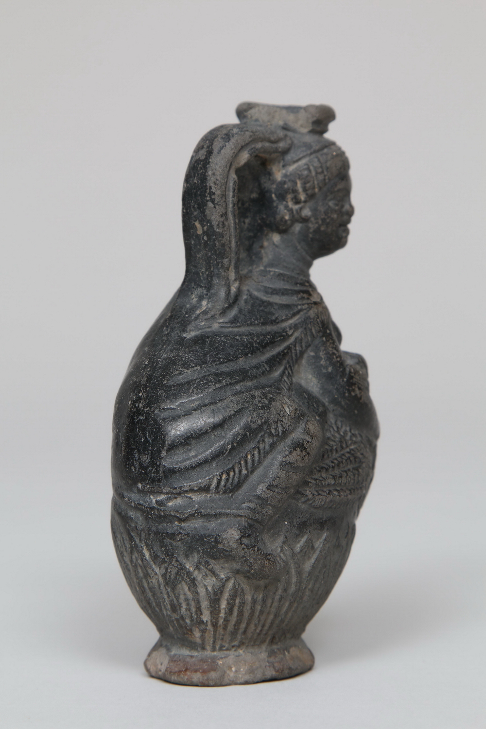 Egypt, black earthenware figure flask, Ptolemaic, 1st century BC - 1st AD., - Image 6 of 9