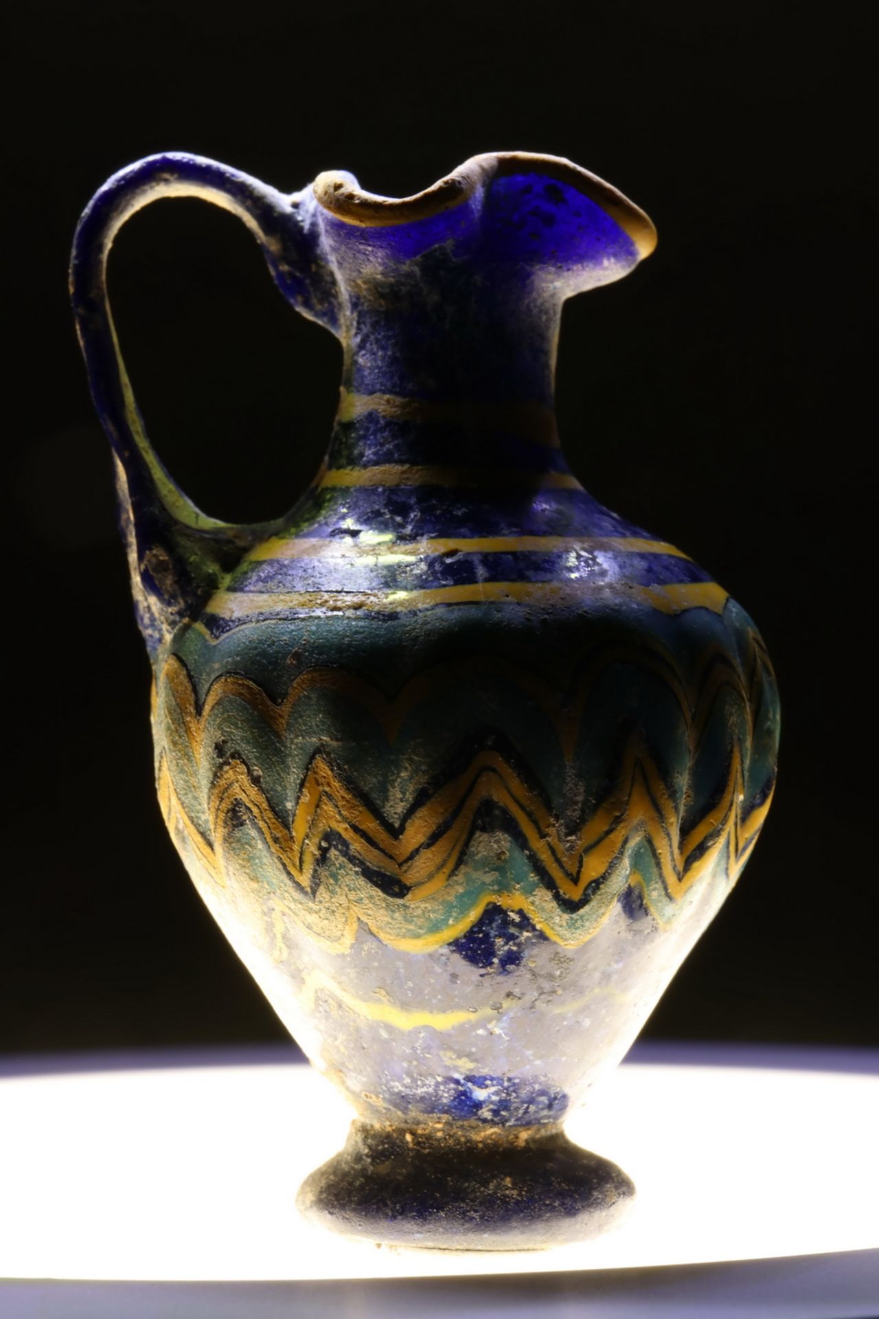 Greek, blue glass oinochoe, 4th - 3rd century BC - Bild 2 aus 7