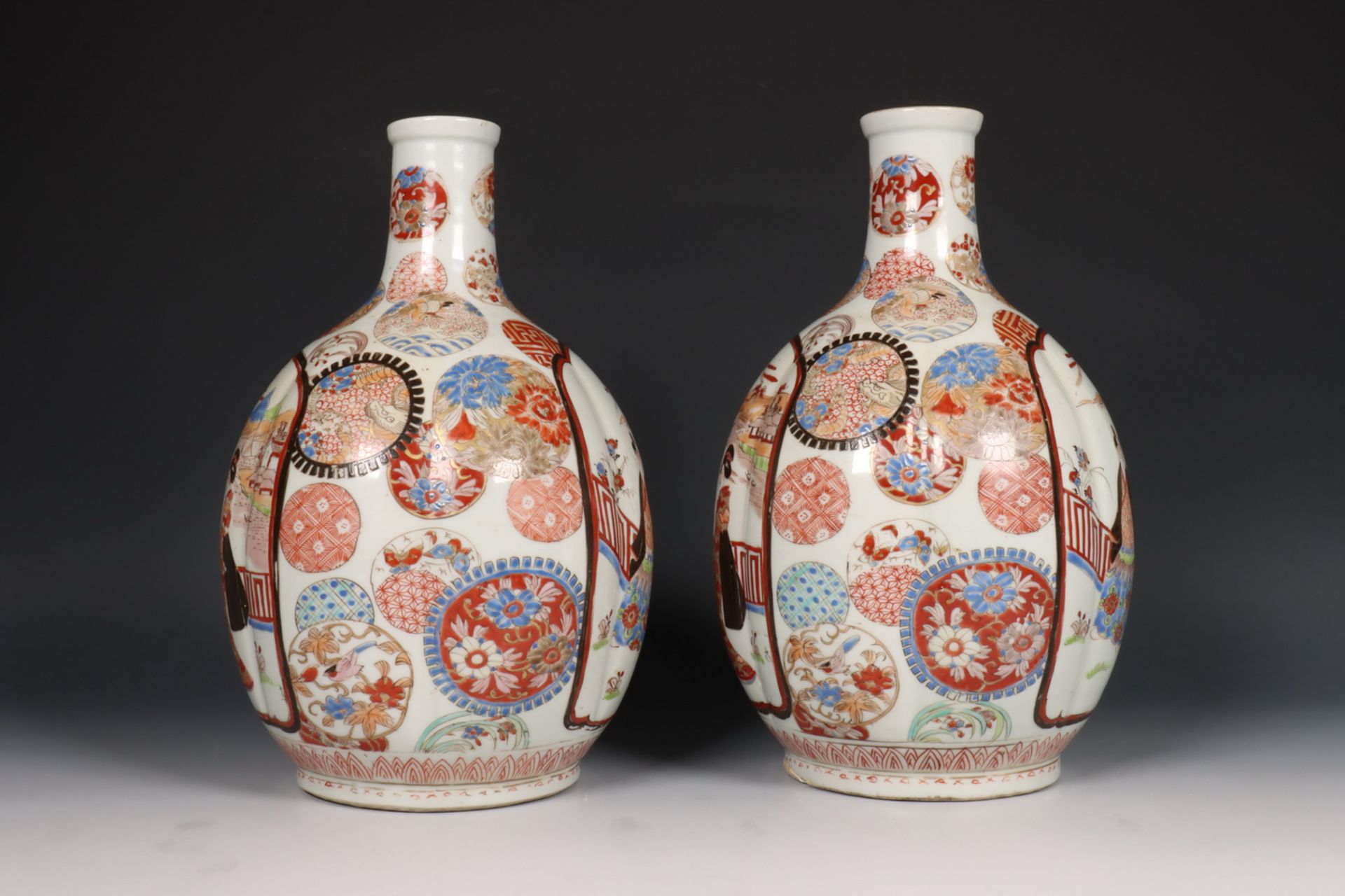 Japan, paar Imari porseleinen flessen, Meiji periode (1868-1912), - Image 3 of 7