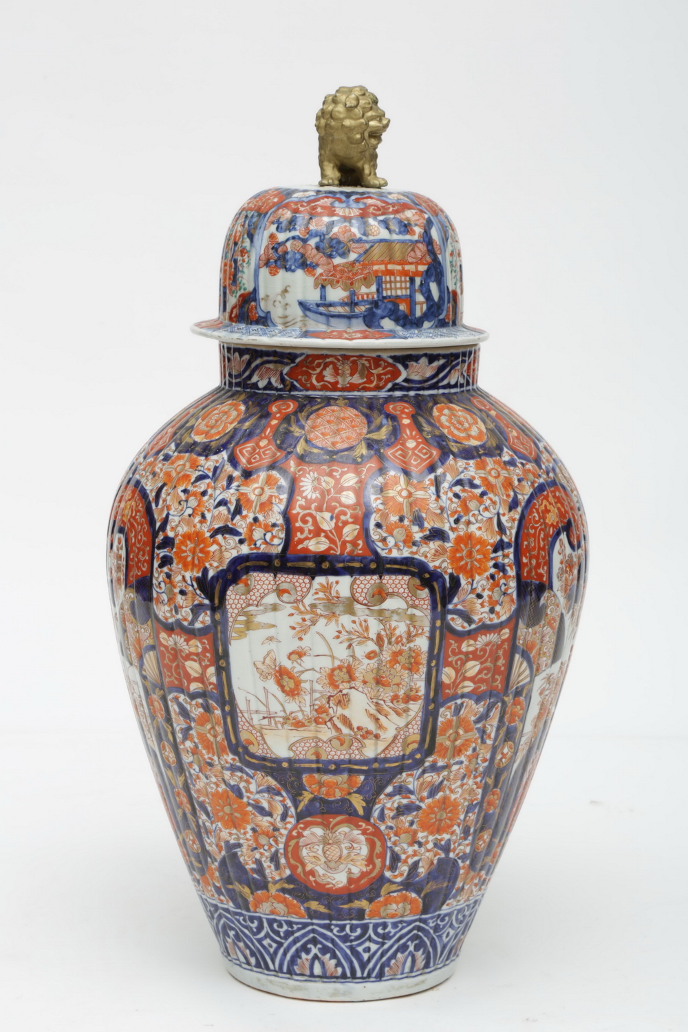 Japan, grote Imari porseleinen dekspelpot, Meiji periode (1868-1912), - Image 4 of 4