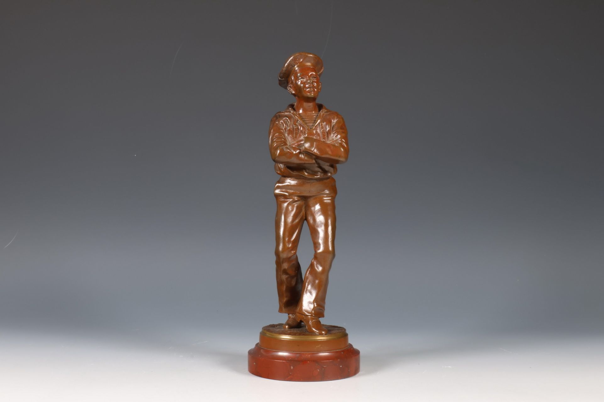 Jean Garnier (1835-1910), bruin gepatineerd gebronsd metalen sculptuur, 'matroos', eind 19e eeuw,