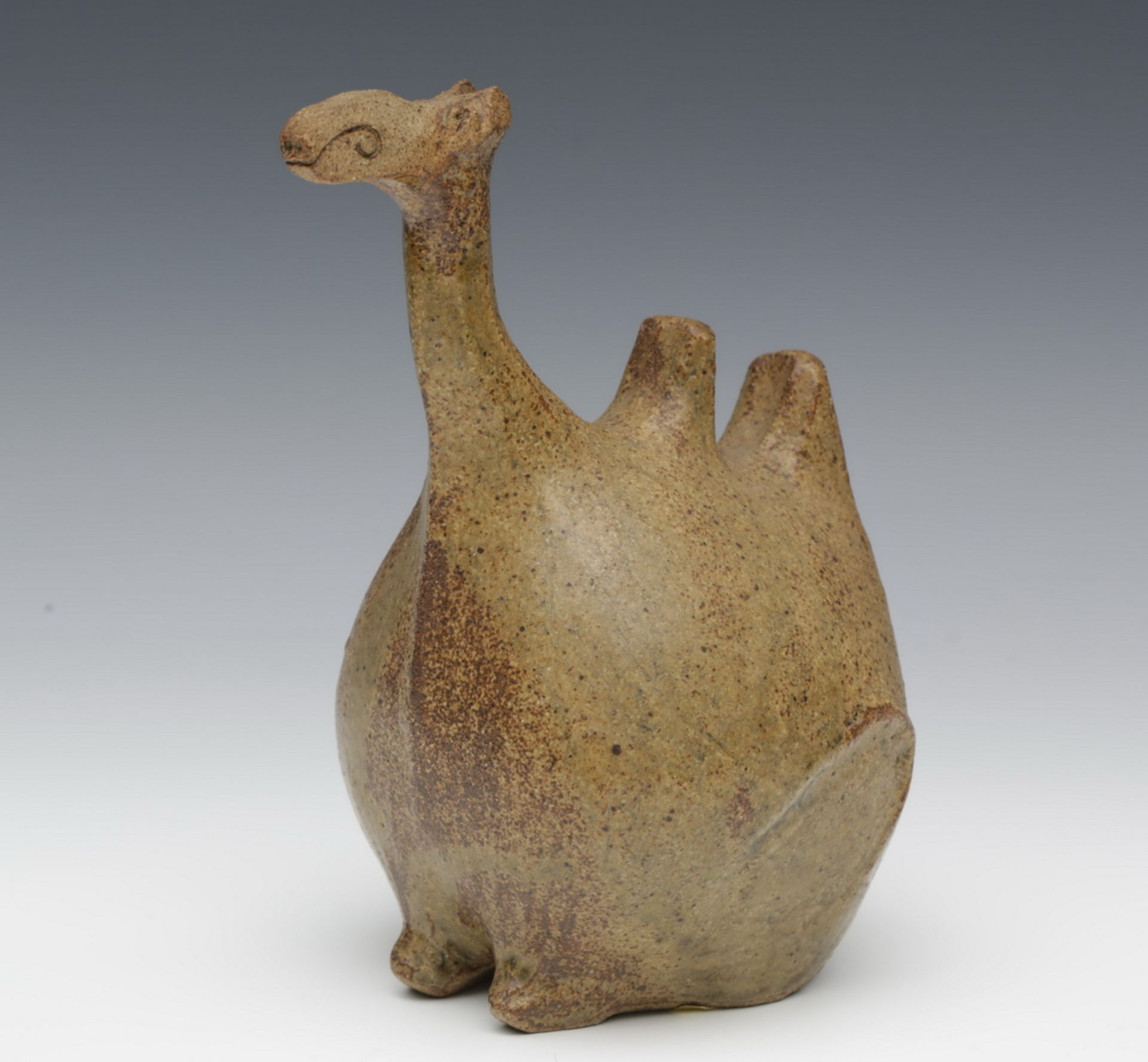 Johnny Rolf (1936), steengoed figuur van een kameel, 1963,