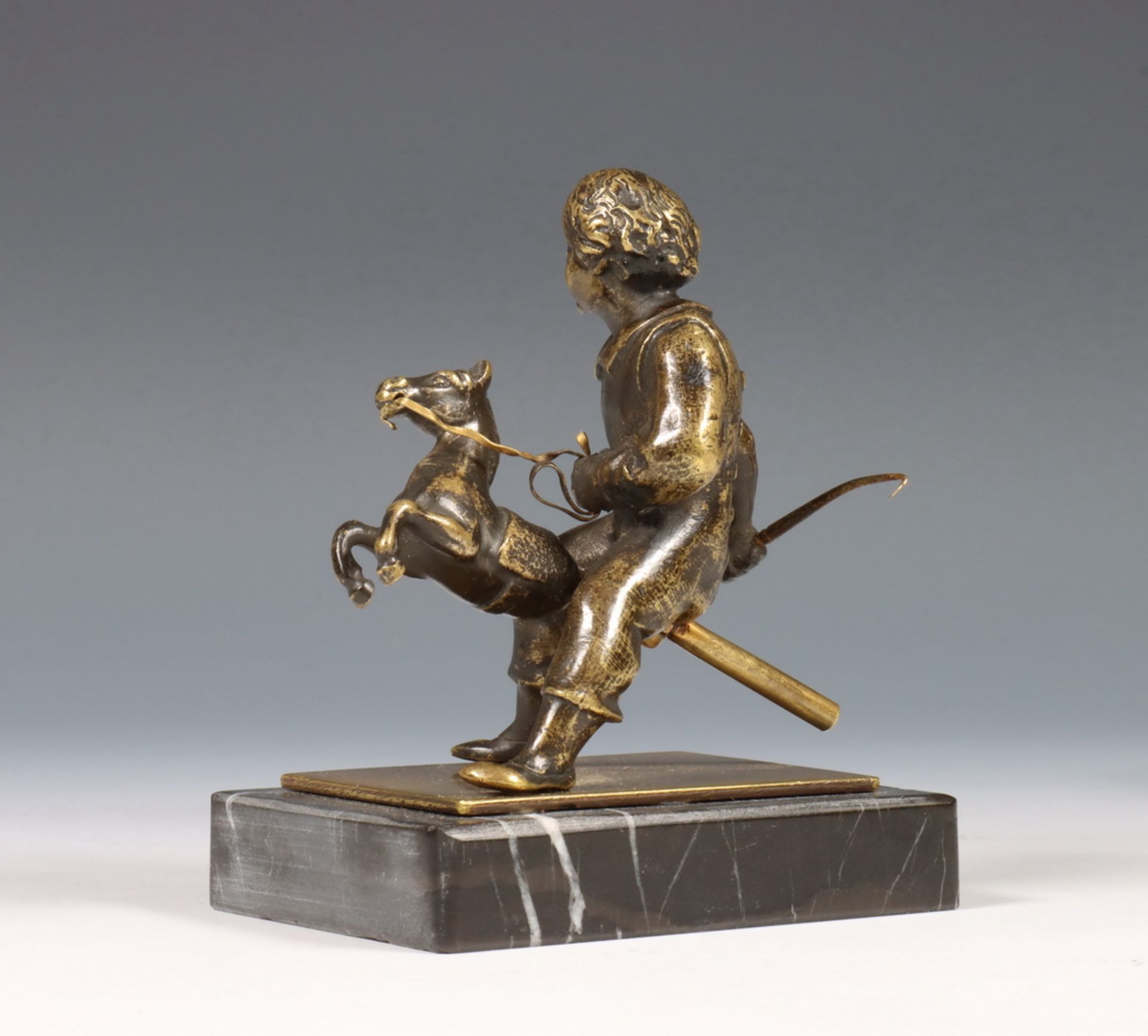 Frankrijk, fijn gevormd bronzen sculptuur, 19e eeuw, - Bild 3 aus 6