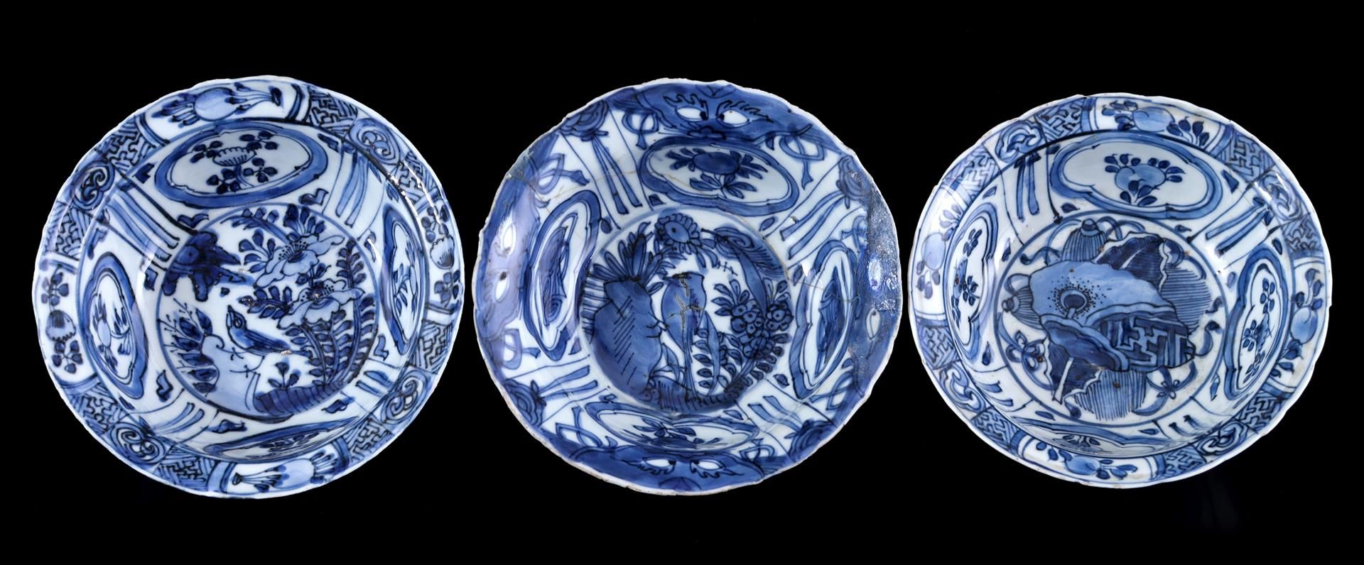 3 porcelain hoods, China 18th century - Bild 2 aus 4