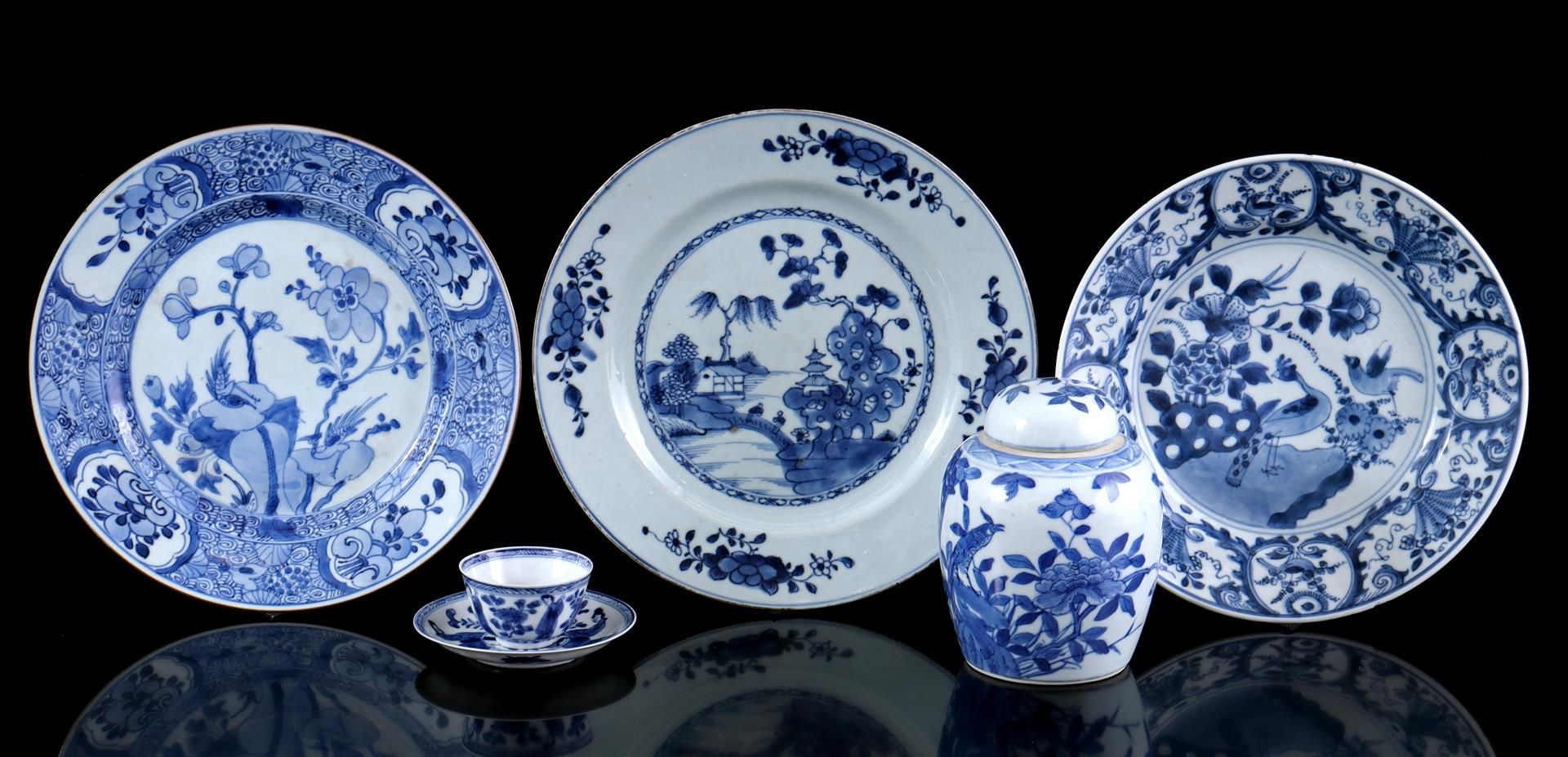 3 porcelain dishes with floral and landscape decor and birds, China ca. 1800