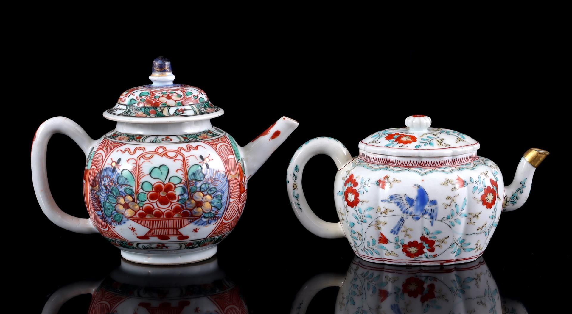 Porcelain teapot with Amsterdam fur decor