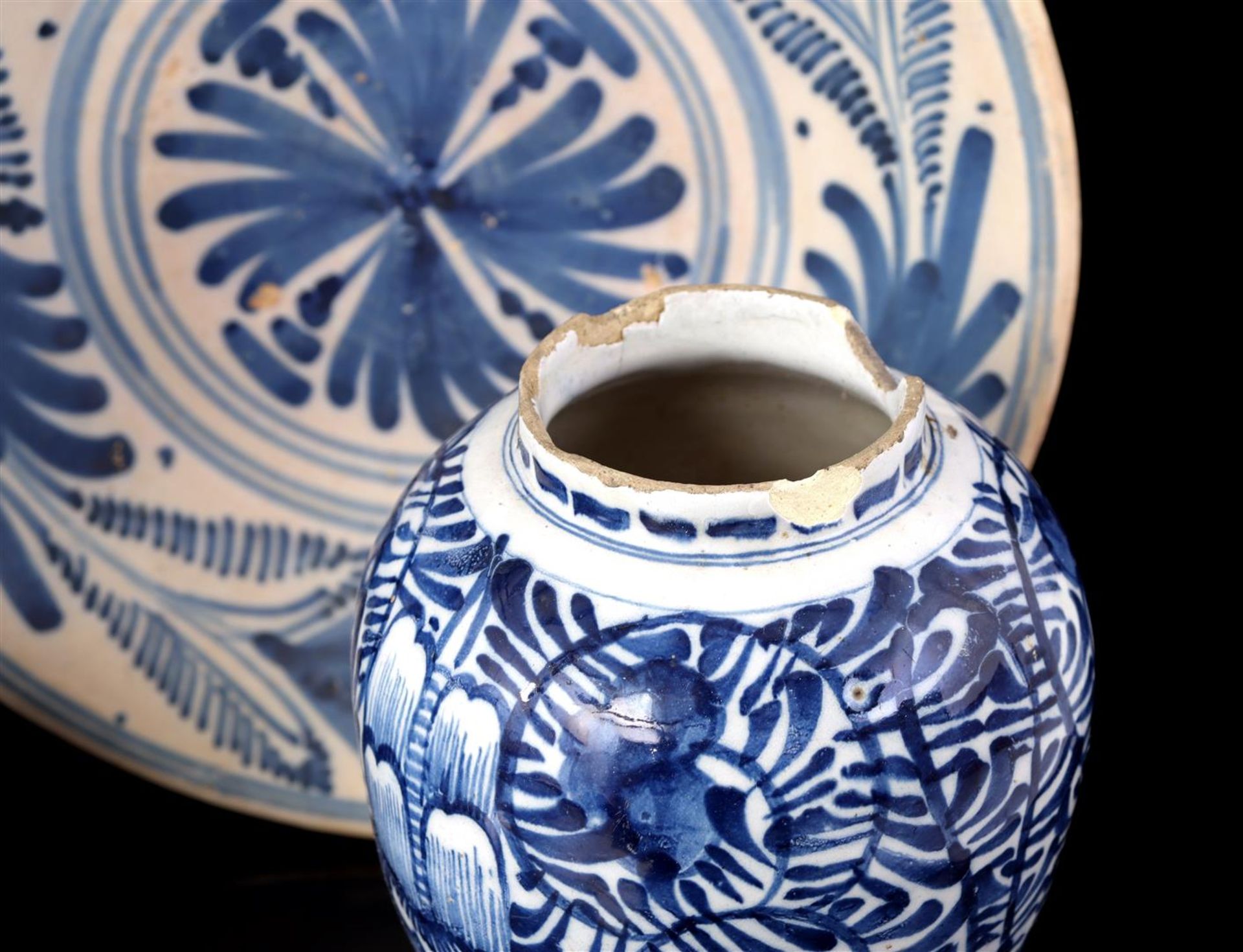 9 pieces of earthenware with blue decor - Image 3 of 4