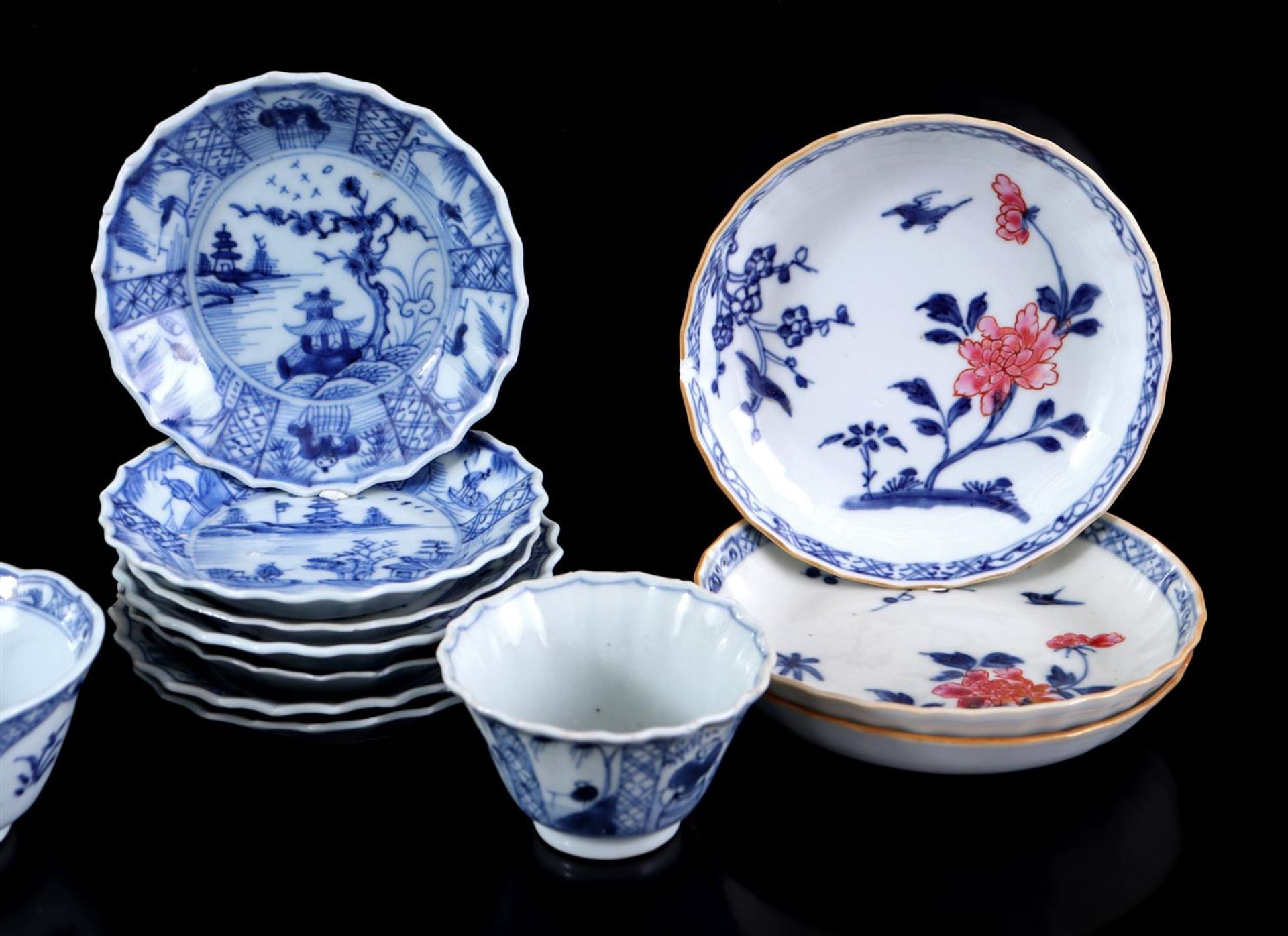 Porcelain tea set with blue and white decor - Bild 2 aus 6