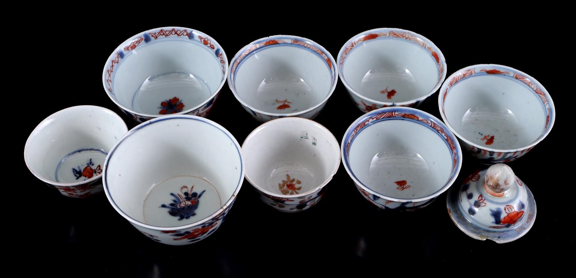 Lot of porcelain with Imari decor, China 18th/19th century - Bild 4 aus 5