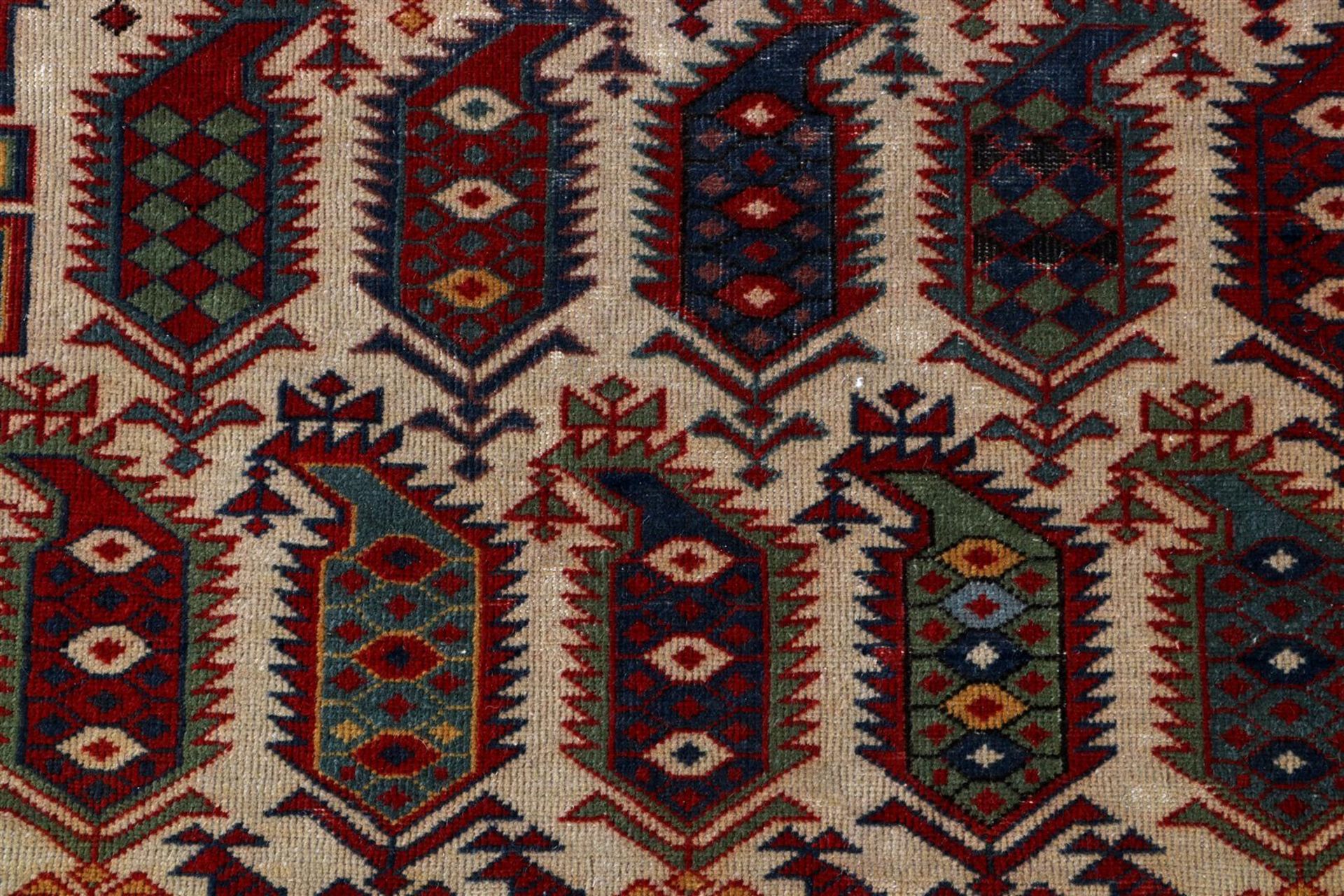 Hand-knotted oriental carpet, ca. 1900 - Bild 2 aus 4