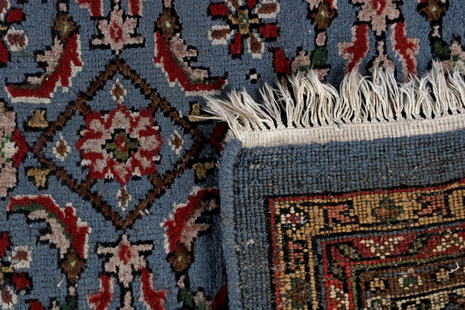 Hand-knotted wool carpet with Oriental decor - Bild 4 aus 4