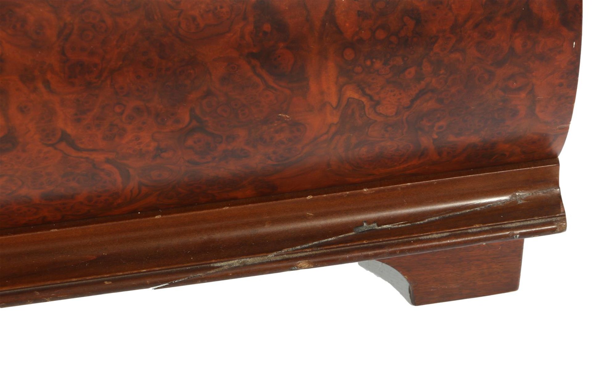 Burr walnut veneer 3-drawer double-curved flap desk with marquetry trim - Bild 4 aus 4