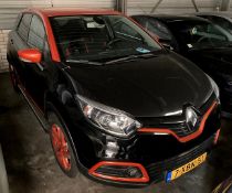 EXECUTION SALE: Passenger car Renault Captur model 2R401E