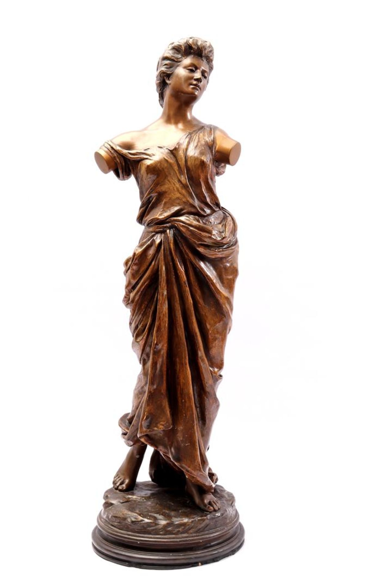 Signed Dellperrier, sculpture of a woman