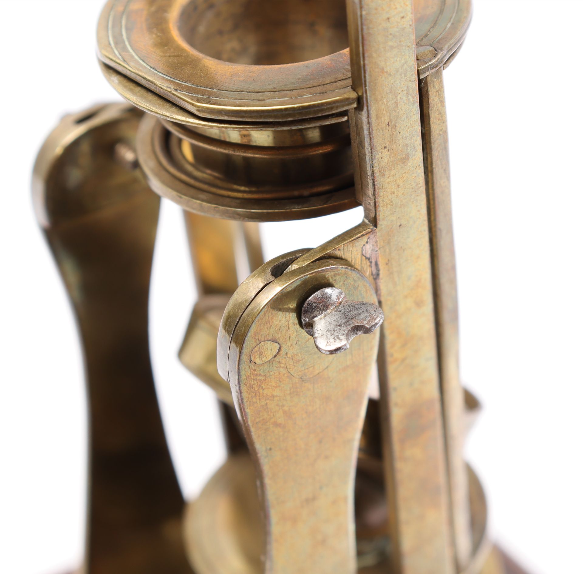 Brass travel microscope in wooden box - Image 4 of 10