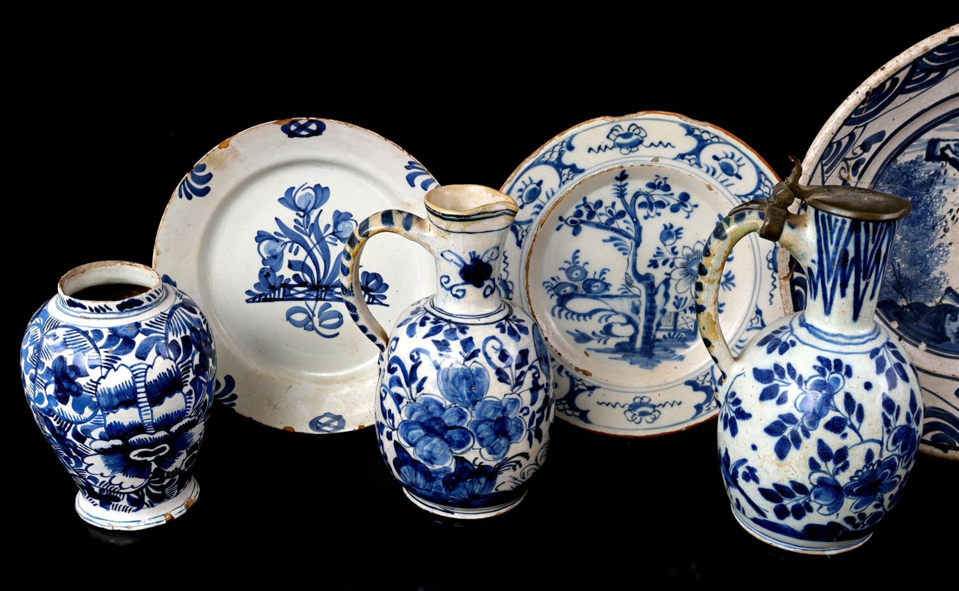 9 pieces of earthenware with blue decor - Image 4 of 4