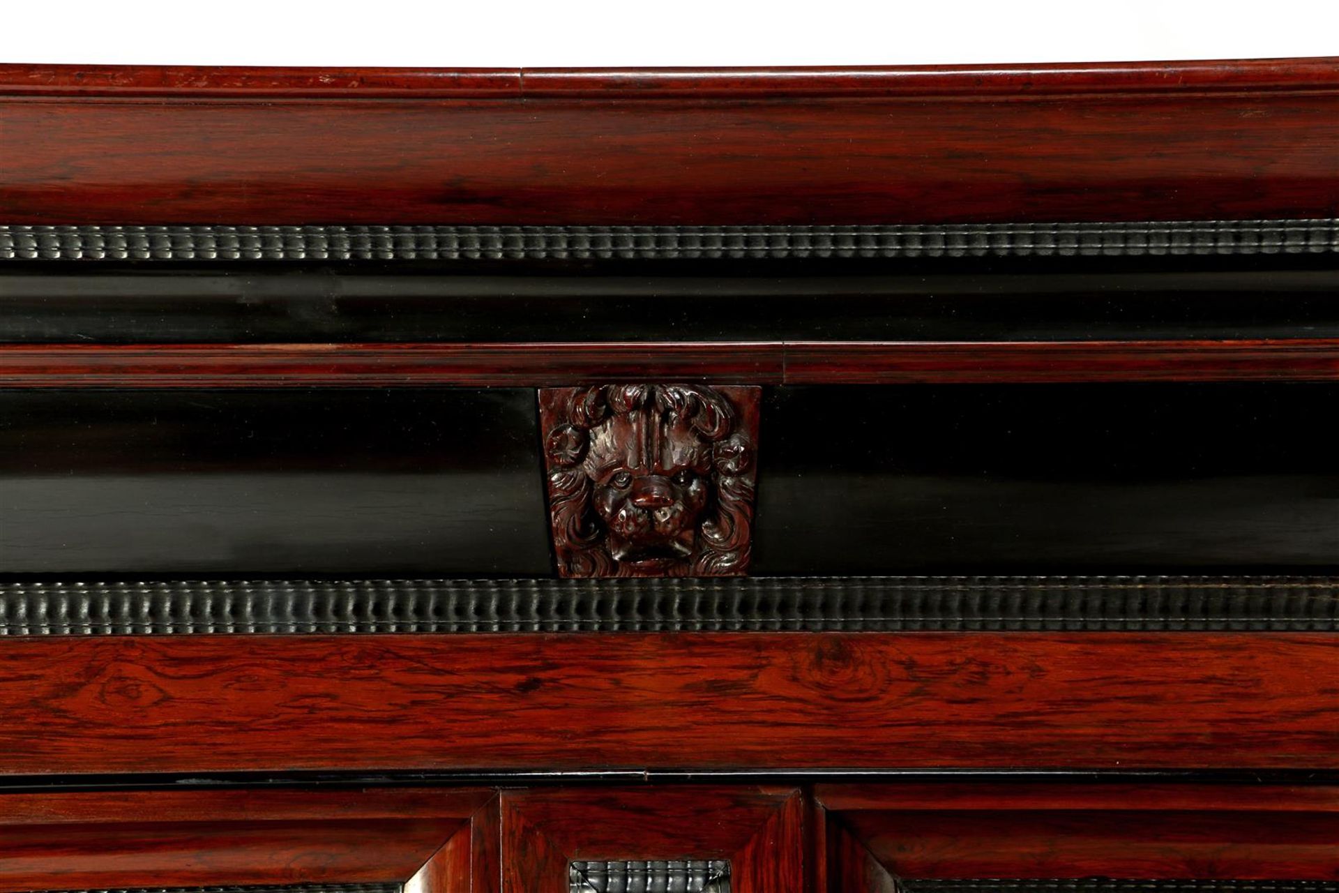 Rosewood veneer baroque cushion cabinet  - Bild 3 aus 5