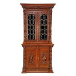 Oak Mechelen 2-piece hunting cabinet with rich stitching and stained glass doors