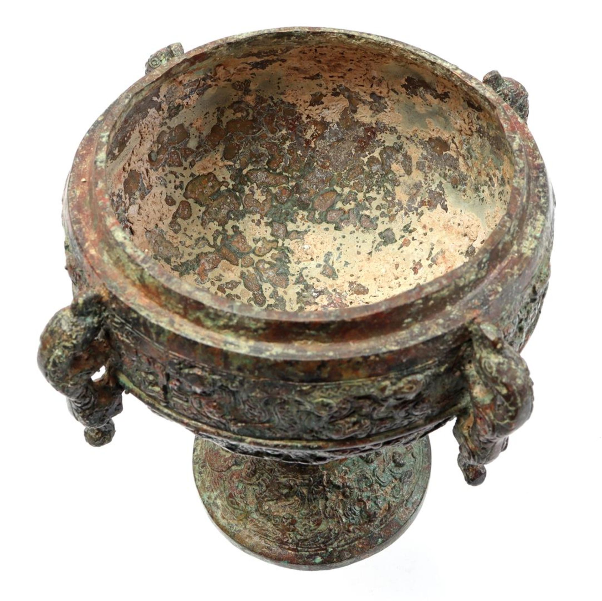 Bronze wine mortar with richly carved decoration and 4 handles - Bild 5 aus 7