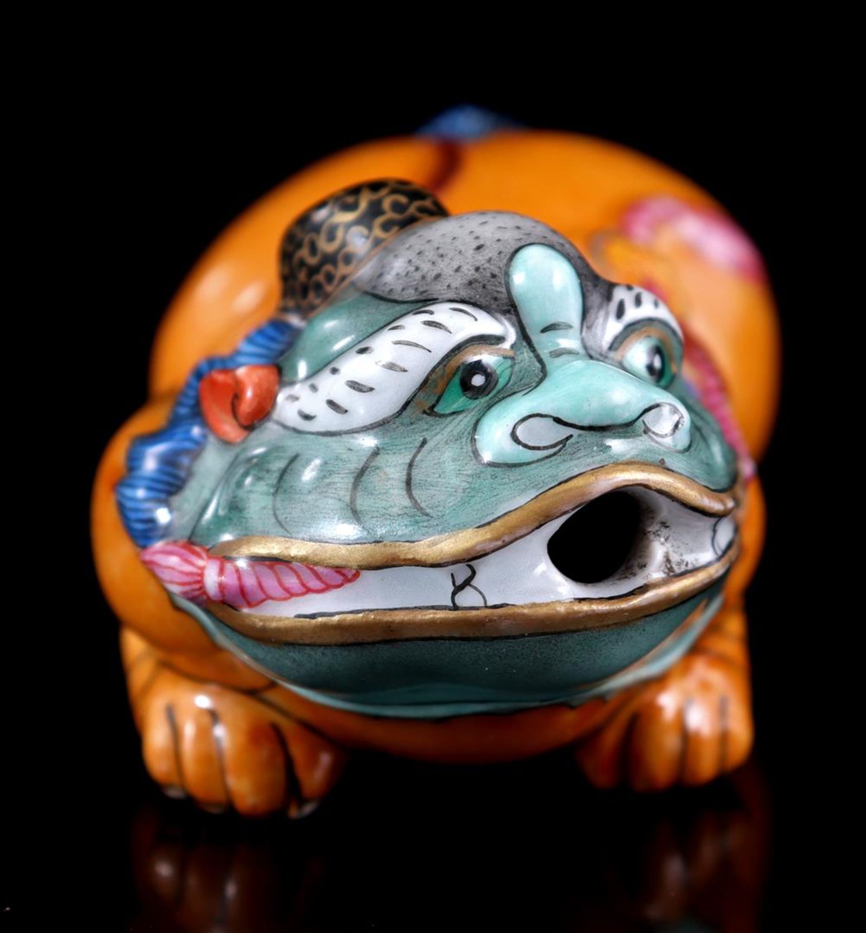 Polychrome colored porcelain incense holder - Image 3 of 5
