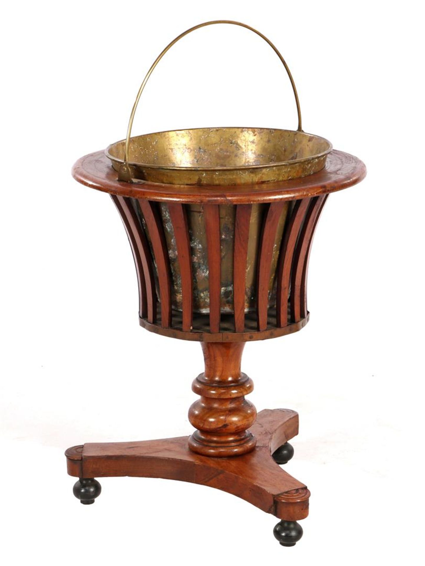 Walnut slatted tea stove with copper inner container