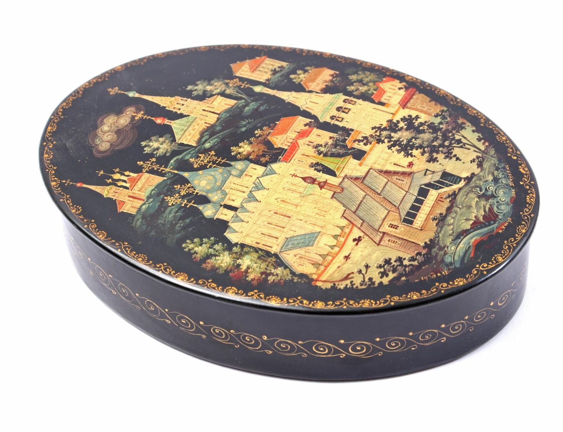 Oval hand-painted Russian lacquer box