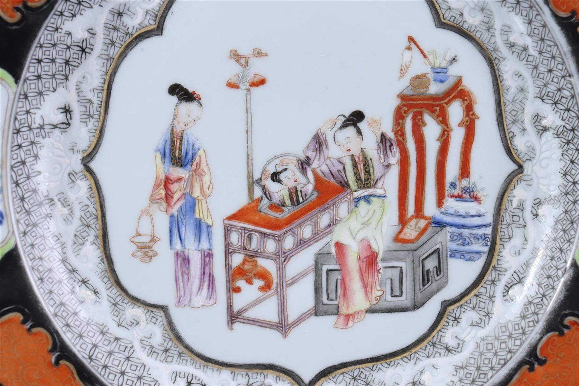 Porcelain Famille Noir dish - Image 2 of 4