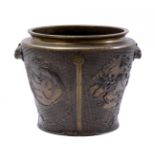 Bronze pot