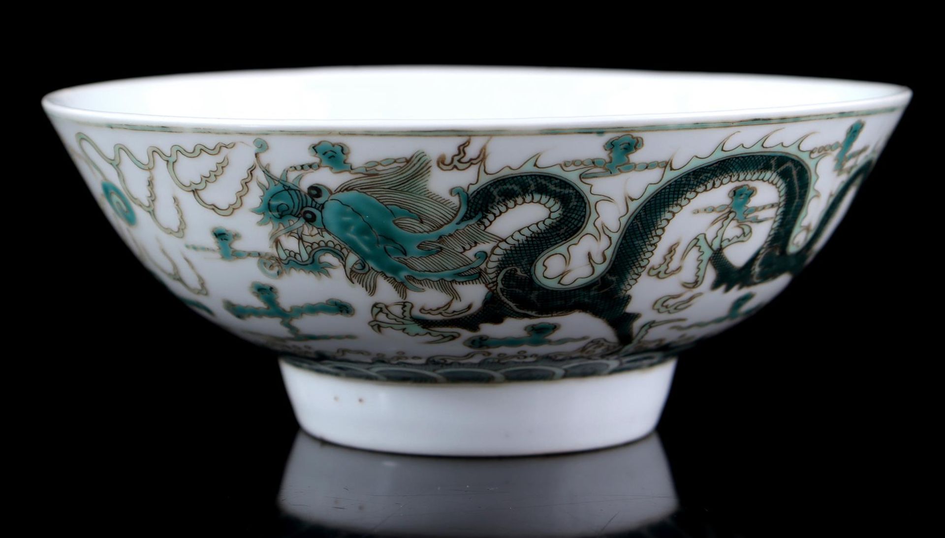 Porcelain Famille Verte bowl